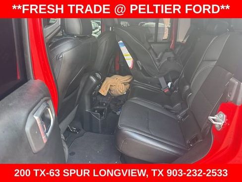 Used 2023 Jeep Gladiator Sport image 9