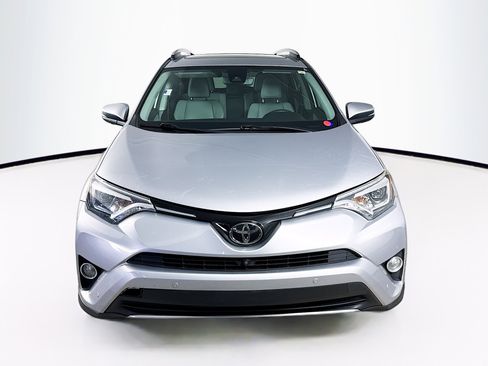 Used 2017 Toyota RAV4 Limited image 3