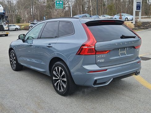 Used 2024 Volvo XC60 B5 Core w/ Climate Package image 25