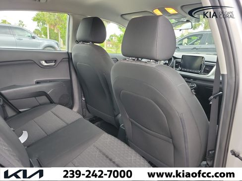 Used 2021 Kia Rio LX FWD image 9