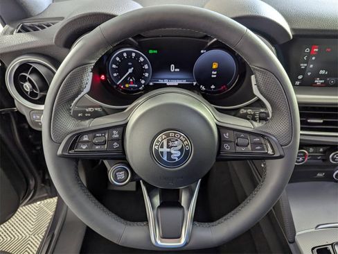 New 2025 Alfa Romeo Stelvio Sprint w/ Convenience Package image 18