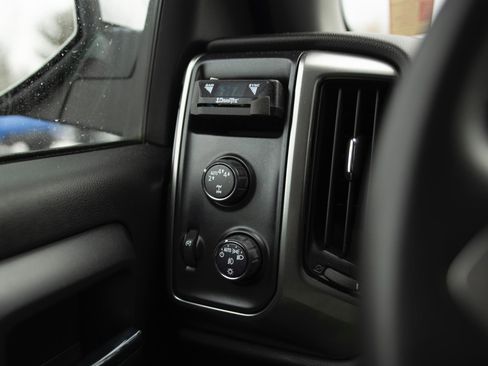 Used 2017 Chevrolet Silverado 1500 LT w/ All Star Edition image 10