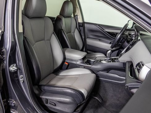 Used 2022 Subaru Outback Limited image 47
