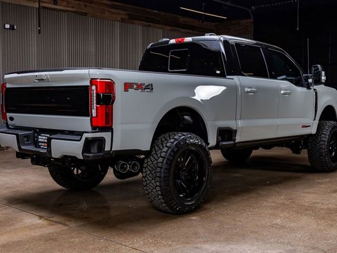 Used 2026 Ford F250 Platinum image 10