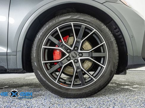 Used 2024 Audi SQ5 Prestige image 44