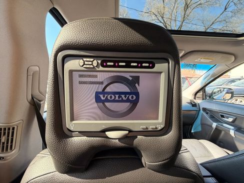 Used 2011 Volvo XC90 3.2 image 30