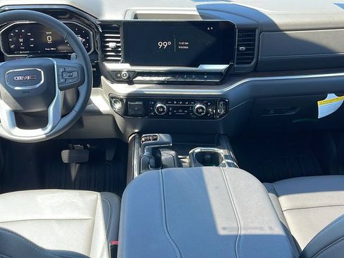 New 2026 GMC Sierra 1500 SLT w/ SLT Premium Plus Package AWD/4WD image 18