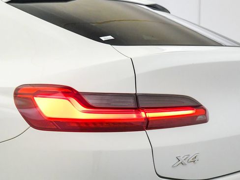 Used 2020 BMW X4 xDrive30i w/ M Sport Package 2 AWD/4WD image 12