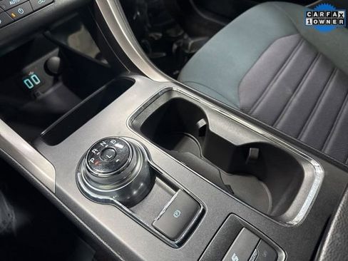 Used 2020 Ford Fusion SE image 21