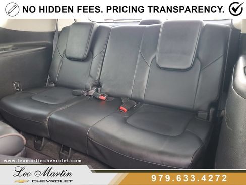 Used 2021 Nissan Armada Platinum w/ Captain's Chairs Package RWD image 10