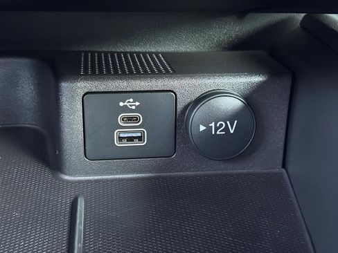 Used 2025 Ford Escape ST-Line w/ Tech Pack #1 AWD/4WD image 16