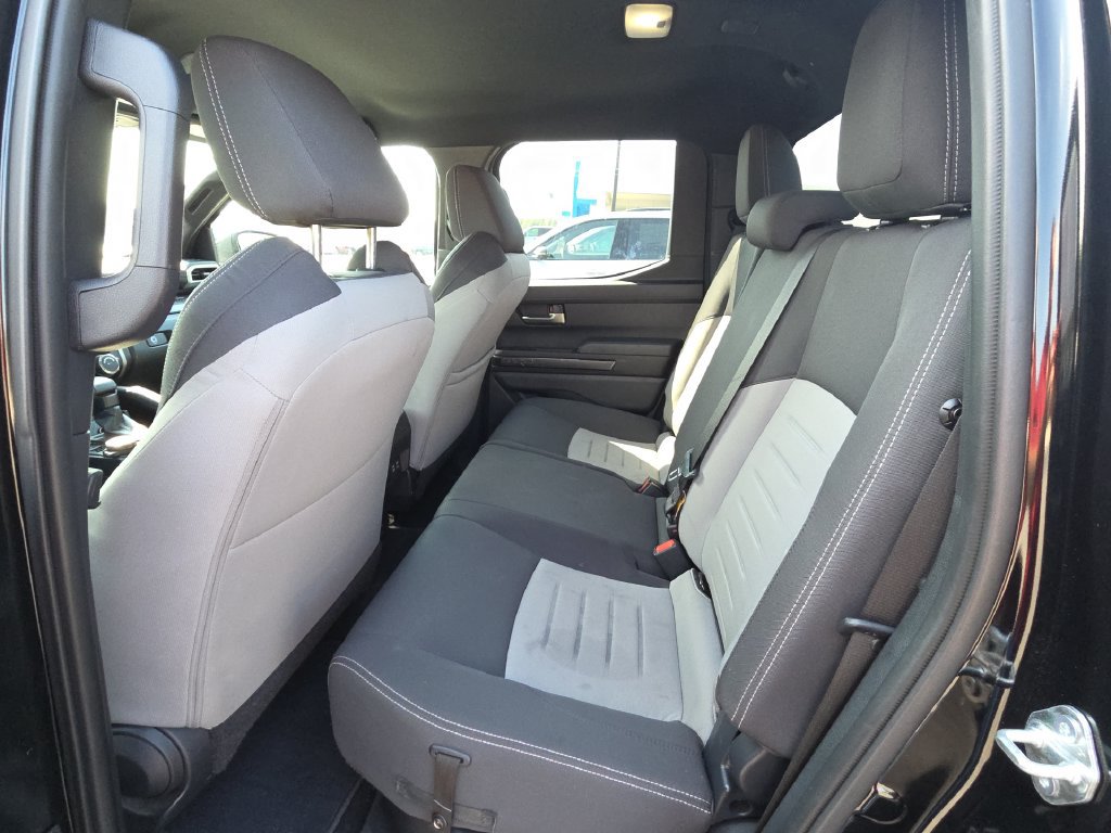 Used 2025 Toyota Tacoma TRD Off-Road AWD/4WD image 30