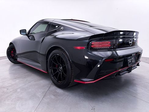 Used 2024 Nissan Z NISMO w/ Floor Mat Package RWD image 2