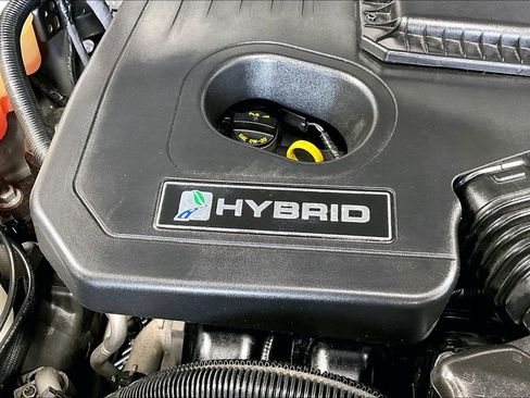 Used 2019 Ford Fusion SE image 31