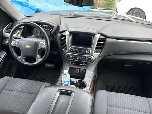 Used 2016 Chevrolet Tahoe LS RWD image 3