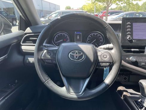 Used 2023 Toyota Camry SE FWD image 12
