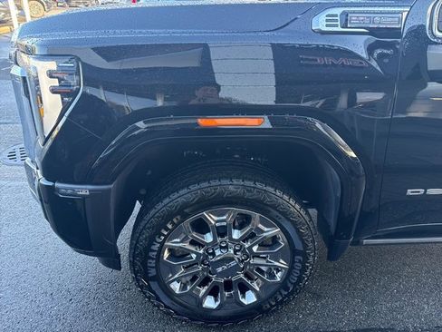 New 2026 GMC Sierra 2500 Denali w/ Denali Reserve Package image 4