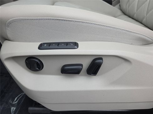 New 2026 Volkswagen Atlas SEL Premium R-Line image 14