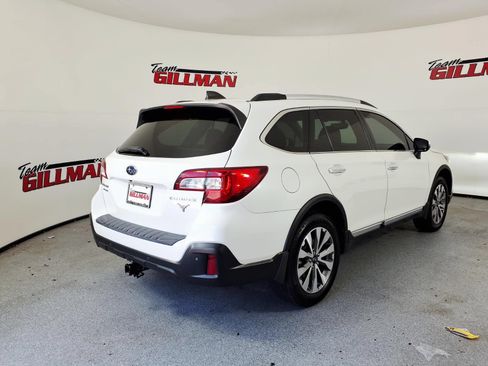 Used 2019 Subaru Outback 2.5i Touring w/ Popular Package #3A AWD/4WD image 5