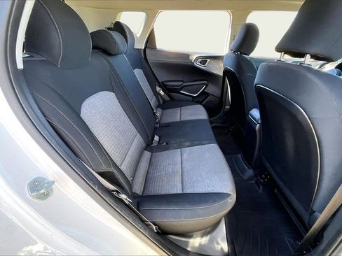 Used 2020 Kia Soul S image 27