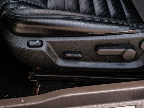 Used 2007 Ford Mustang GT Premium RWD image 25