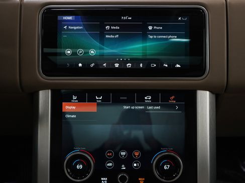 Used 2020 Land Rover Range Rover HSE image 15