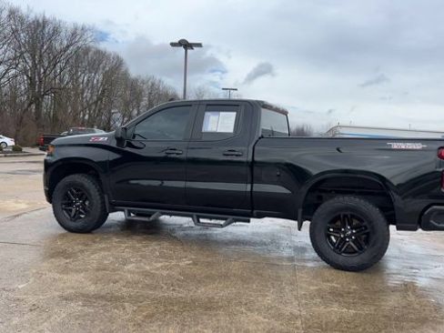 Used 2019 Chevrolet Silverado 1500 Custom Trail Boss w/ Custom Convenience Package image 6