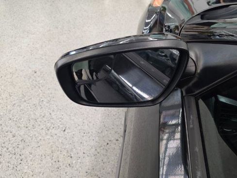 Used 2016 Hyundai Veloster Turbo FWD image 37