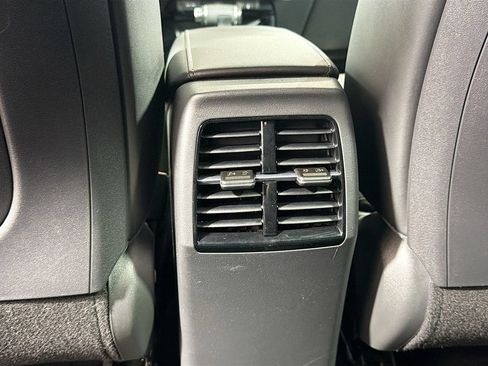 Used 2024 Kia Niro EX FWD image 25