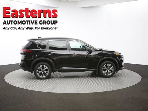 Used 2022 Nissan Rogue SV AWD/4WD image 37