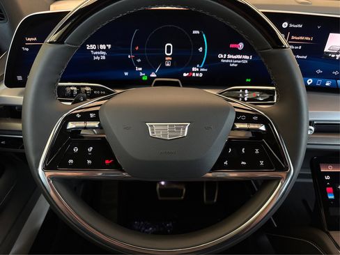 New 2027 Cadillac Vistiq Sport AWD/4WD image 18