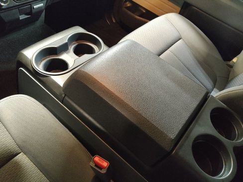 Used 2014 Ford F150 XLT w/ Equipment Group 302A Luxury image 26