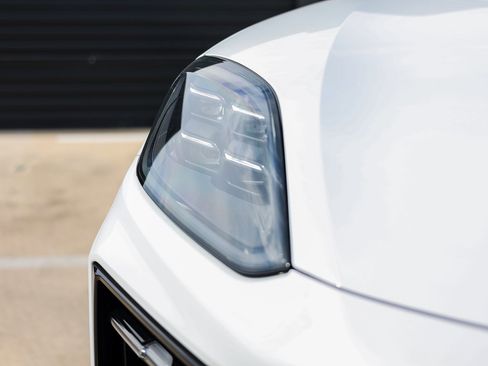 New 2025 Porsche Cayenne S image 13