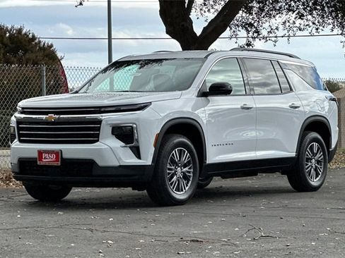 New 2026 Chevrolet Traverse LT image 10