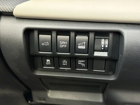 Certified 2024 Subaru Forester Limited image 17