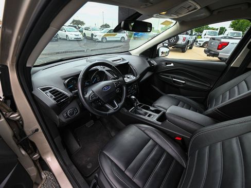 Used 2017 Ford Escape Titanium AWD/4WD image 18