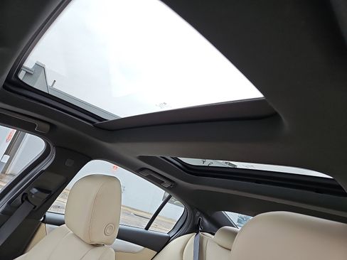 Certified 2022 Cadillac CT5 Luxury w/ Sun And Sound Package image 13