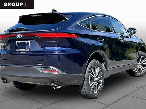Used 2023 Toyota Venza LE AWD/4WD image 12