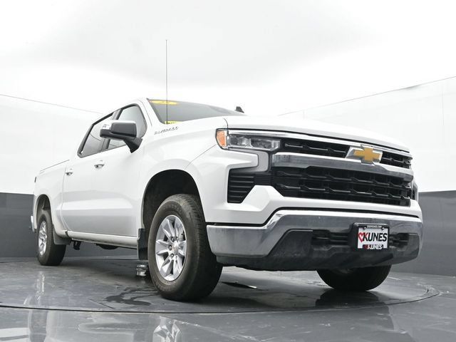 Used 2025 Chevrolet Silverado 1500 LT AWD/4WD image 48