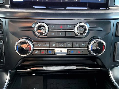 Used 2025 Ford F150 Raptor image 35