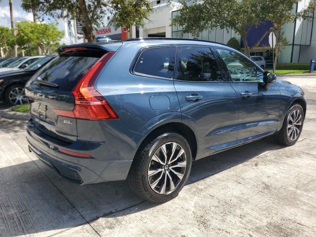 Certified 2024 Volvo XC60 B5 Core AWD/4WD image 6
