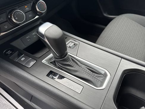 New 2026 Nissan Kicks S image 23