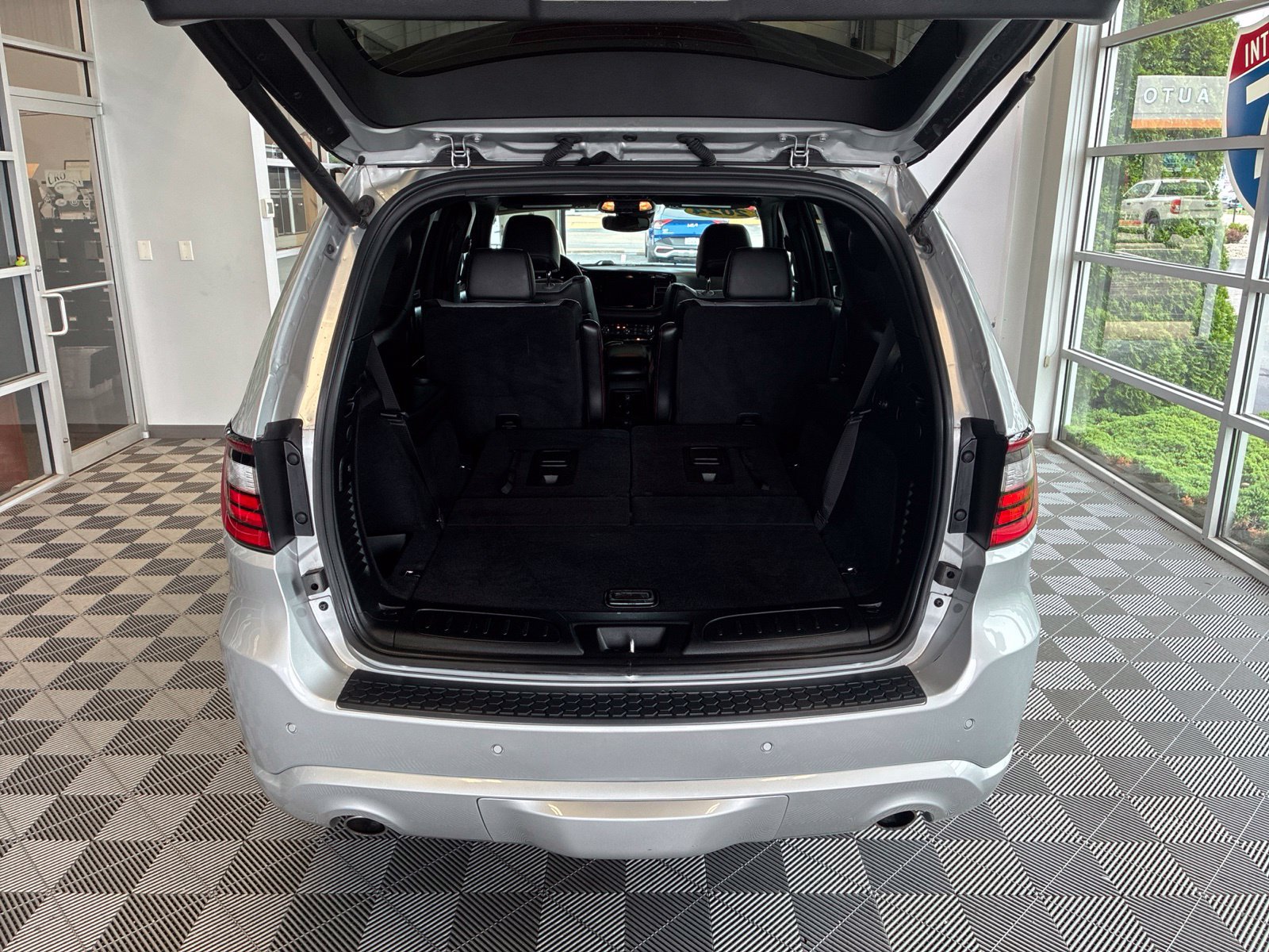 Used 2024 Dodge Durango R/T AWD/4WD image 12