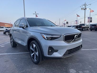 Used 2024 Volvo XC40 B5 Plus