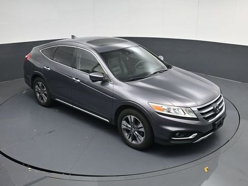 Used 2015 Honda Crosstour EX-L image 39