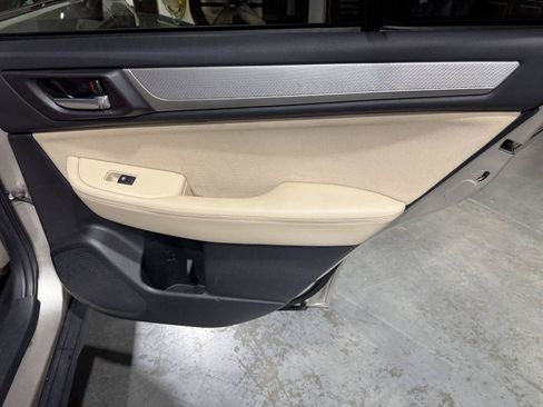 Used 2018 Subaru Outback 2.5i Premium AWD/4WD image 23
