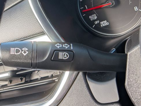 Used 2023 Chevrolet Equinox LT AWD/4WD image 28