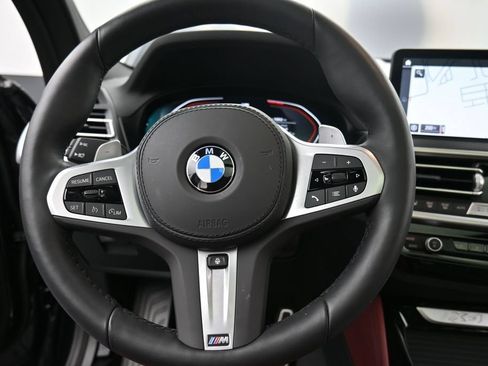 Used 2025 BMW X4 xDrive30i w/ Premium Package AWD/4WD image 12