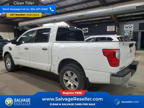 Used 2017 Nissan Titan SV RWD image 3
