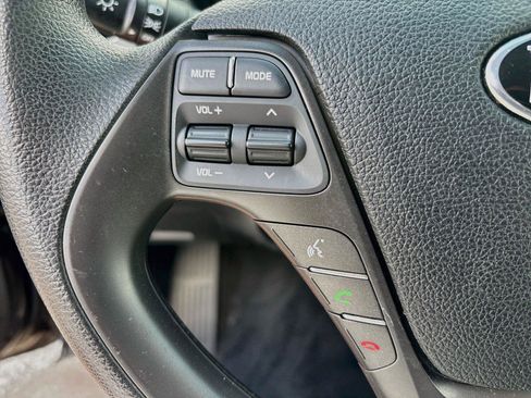 Used 2018 Kia Forte LX w/ LX Popular Package FWD image 31